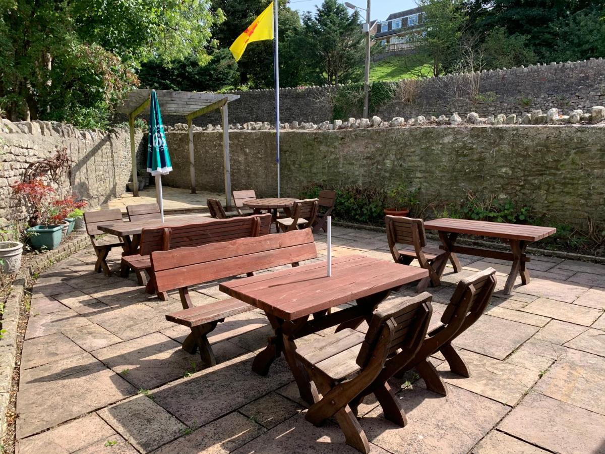 The Horseshoe Inn Shepton Mallet Buitenkant foto